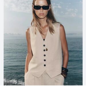 ZARA Cream Linen Tailored Vest with buttons  - Size Small